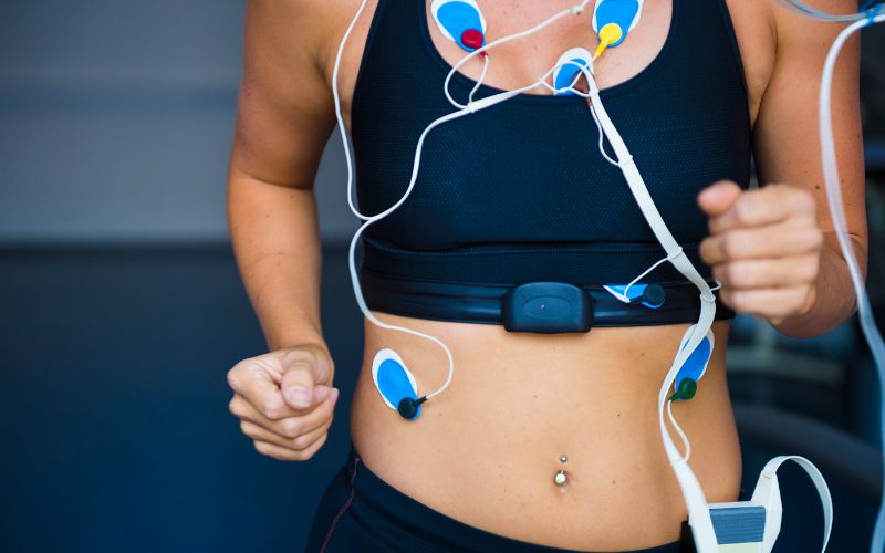 pacjent podczas ekg wysiłkowego